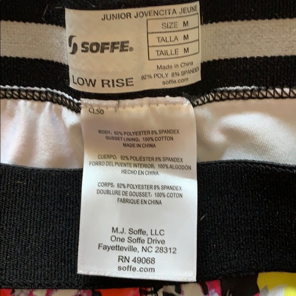 Soffe Dri Capri work out pants - Picture 4 of 4